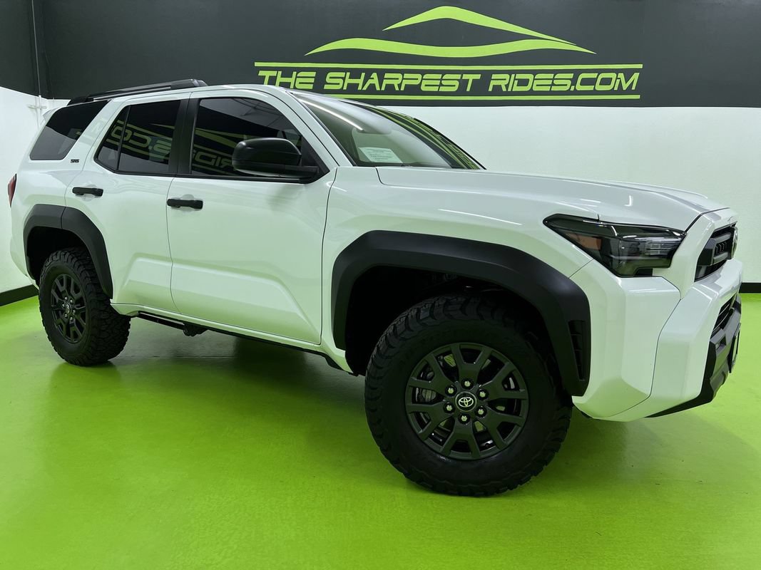 Used 2025 Toyota 4Runner SR5 AWD/4WD image 1