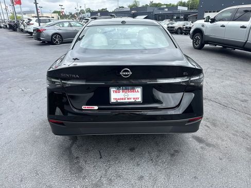 New 2026 Nissan Sentra SL FWD image 4