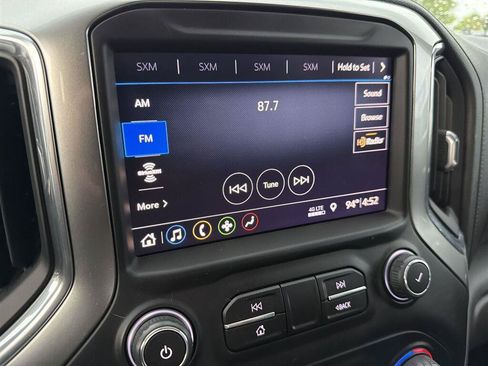 Used 2019 Chevrolet Silverado 1500 RST AWD/4WD image 17