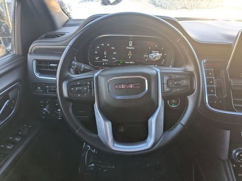 Used 2024 GMC Yukon SLT image 19
