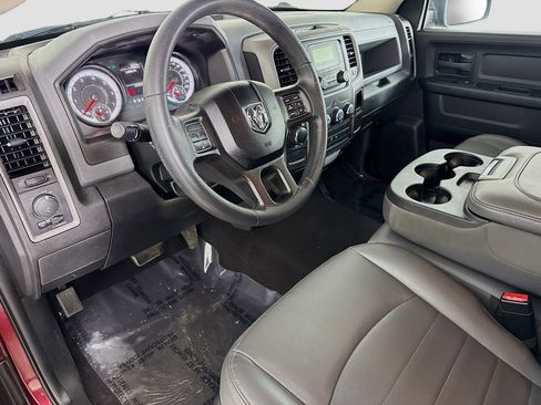 Used 2018 RAM 1500 Express image 21