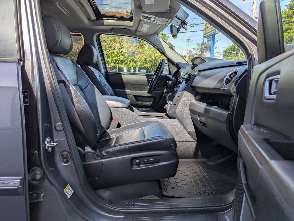 Used 2015 Honda Pilot Touring image 32