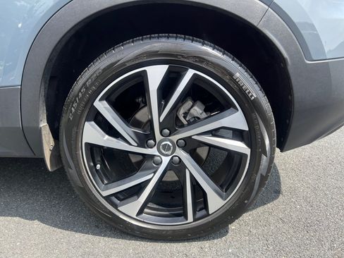 Used 2021 Volvo XC40 T5 R-Design w/ Climate Package AWD/4WD image 22