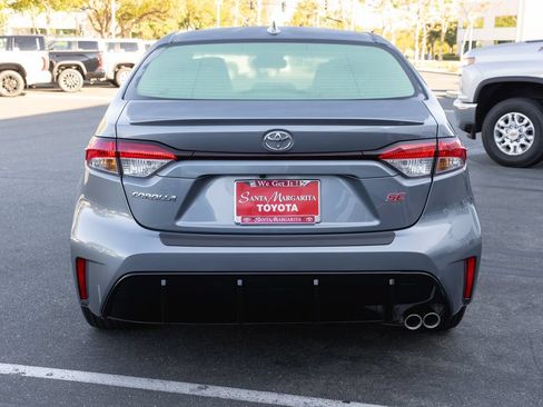 Used 2026 Toyota Corolla SE w/ SE Package FWD image 6