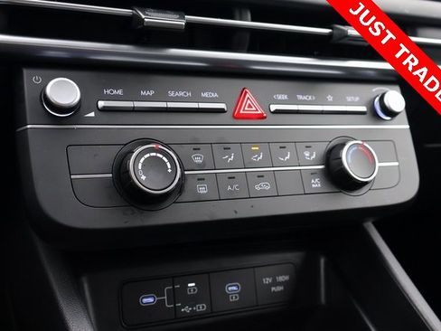 Used 2025 Hyundai Tucson SE image 23