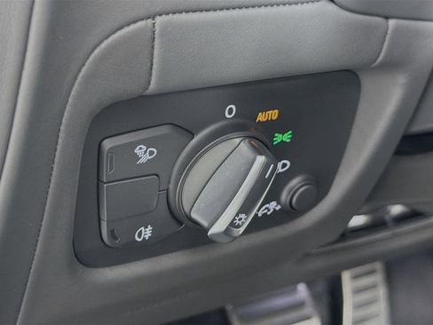 Used 2020 Audi R8 V10 w/ Carbon Exterior Package image 10