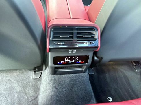 Used 2026 BMW 530i RWD image 14