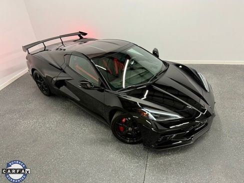 Used 2022 Chevrolet Corvette Stingray w/ Z51 Performance Package image 2
