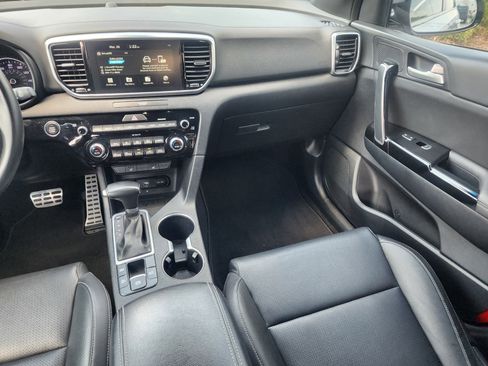 Used 2021 Kia Sportage S w/ S FWD Premium Package image 17