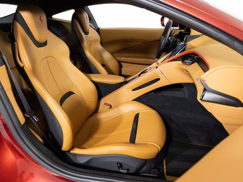 Used 2022 Ferrari Roma image 34