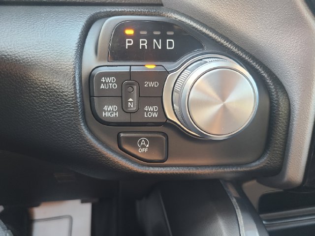 Used 2023 RAM 1500 Laramie AWD/4WD image 16