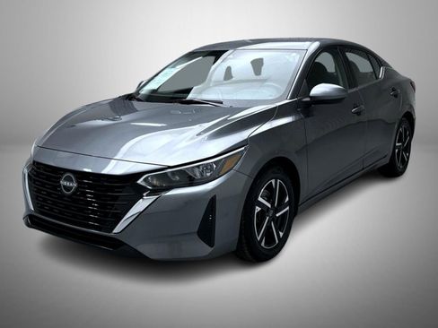 Used 2024 Nissan Sentra SV image 1