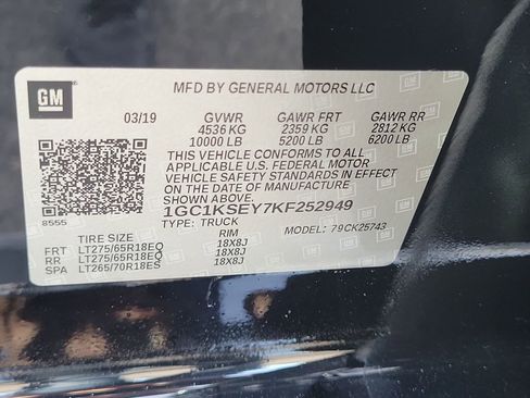 Used 2019 Chevrolet Silverado 2500 LT w/ Midnight Edition image 30