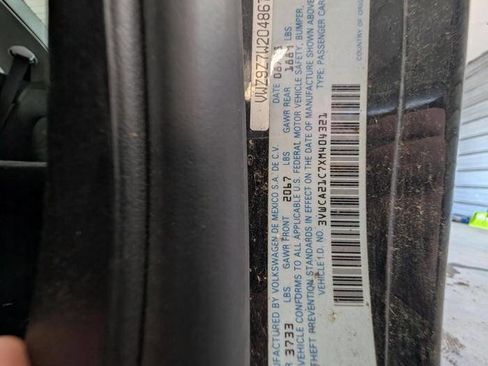 Used 1999 Volkswagen Beetle GLS FWD image 39