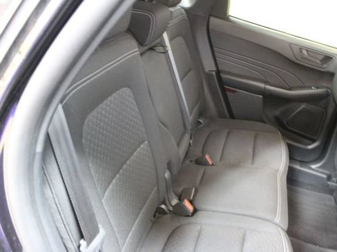 Used 2025 Ford Escape Active AWD/4WD image 9