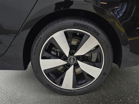 Used 2025 Audi A5 2.0T Prestige w/ 19" Wheel Package image 33