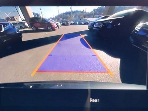 Used 2020 Audi A4 2.0T Premium image 2