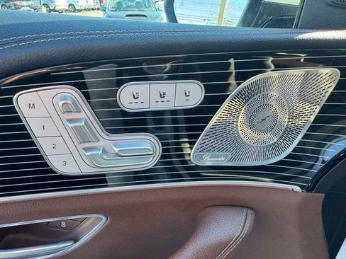 Used 2024 Mercedes-Benz GLS 450 4MATIC image 23