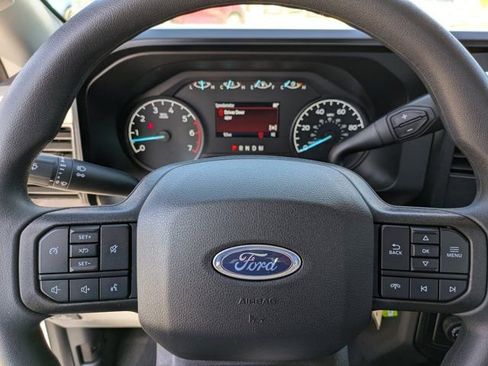 New 2026 Ford F250 XL w/ XL Chrome Package image 24