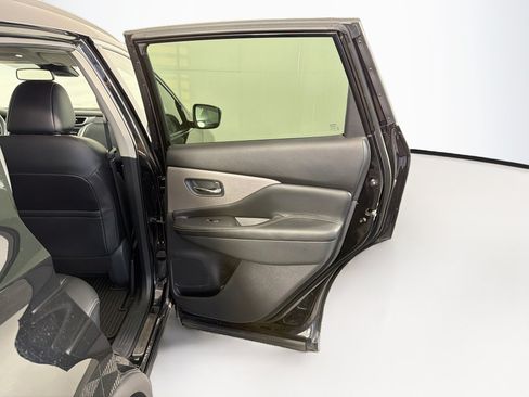 Used 2023 Nissan Murano SV w/ SV Midnight Edition Package AWD/4WD image 30