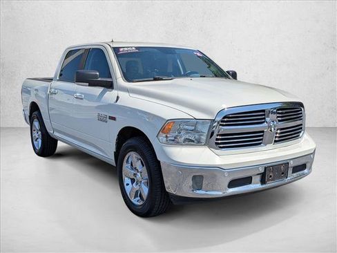 Used 2016 RAM 1500 Lone Star RWD image 3