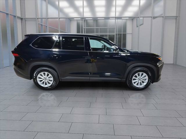 Certified 2026 Toyota Grand Highlander AWD image 9
