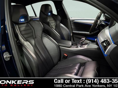 Used 2022 BMW M5 image 39
