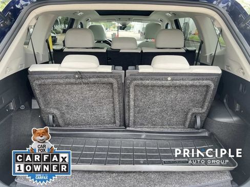 Certified 2023 Volkswagen Tiguan SE w/ Panoramic Sunroof Package FWD image 34