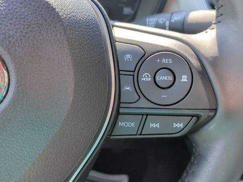 Used 2023 Toyota Corolla SE FWD image 19