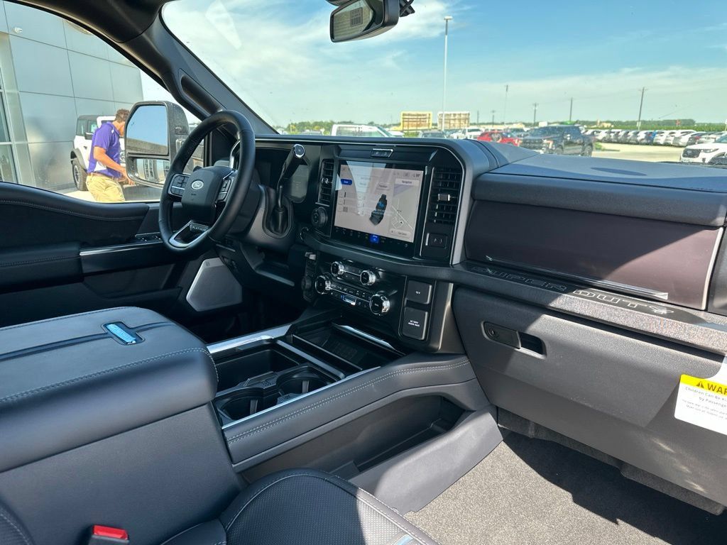 New 2026 Ford F250 Platinum AWD/4WD image 31
