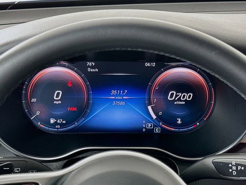 Used 2022 Mercedes-Benz GLC 300 image 13