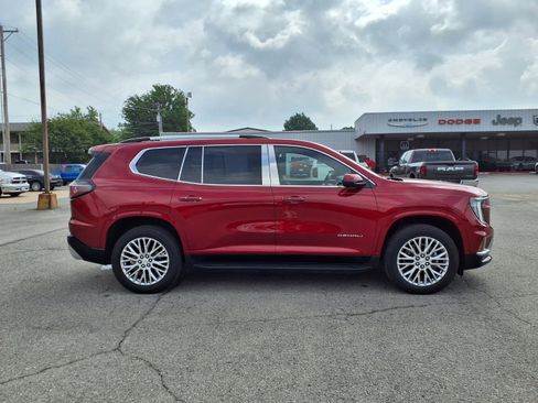 Used 2025 GMC Acadia Denali w/ LPO, Floor Liner Package FWD image 22