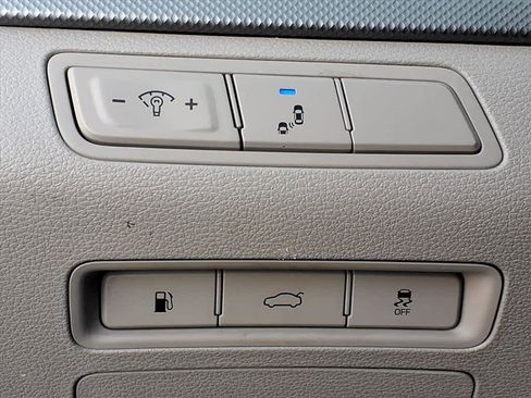 Used 2018 Hyundai Sonata ECO image 16