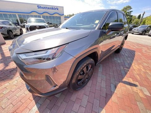 Used 2023 Toyota RAV4 LE FWD image 27
