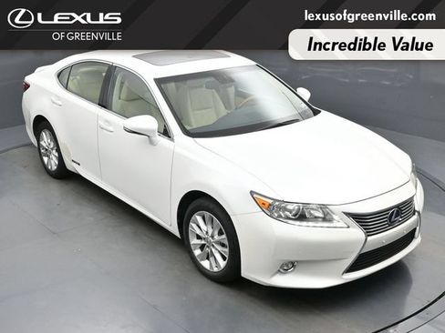 Used 2014 Lexus ES 300h w/ Luxury Package w/Bamboo Trim FWD image 43