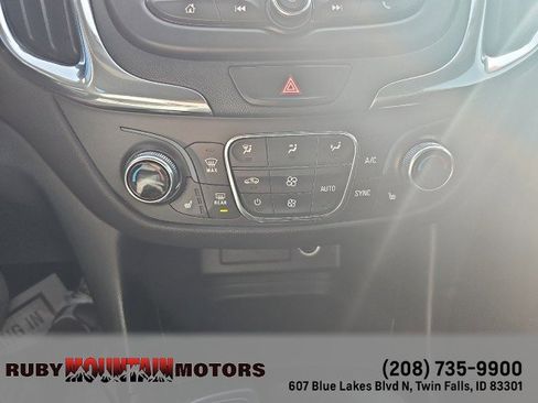 Used 2021 Chevrolet Equinox LT image 22