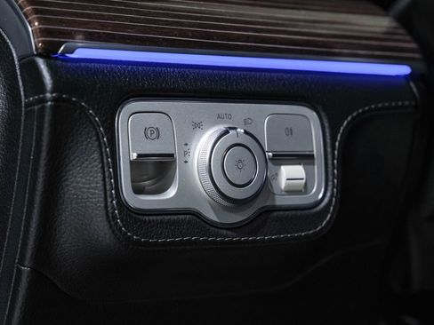 Used 2020 Mercedes-Benz GLS 580 4MATIC image 32