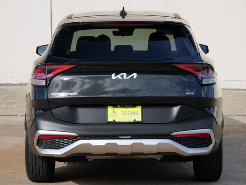 Used 2024 Kia Sportage LX AWD/4WD image 43
