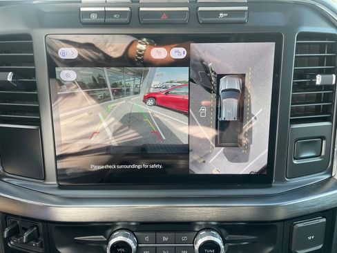 Used 2024 Ford F350 Lariat w/ Camper Package image 17