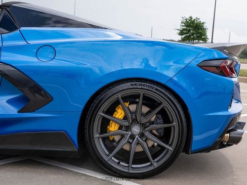 Used 2024 Chevrolet Corvette Stingray Premium Conv w/ Stealth Interior Trim Package RWD image 5