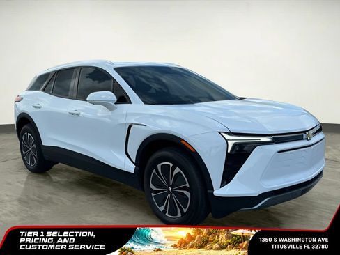 Used 2024 Chevrolet Blazer EV LT AWD/4WD image 13
