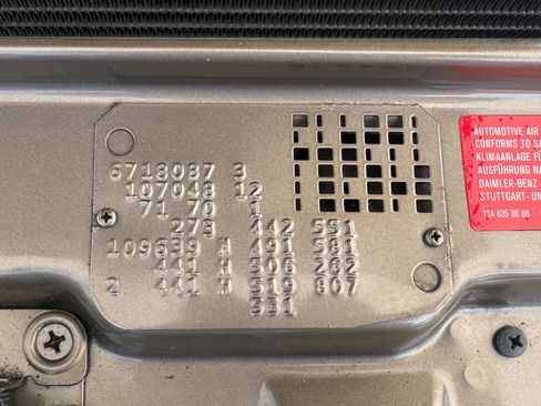 Used 1987 Mercedes-Benz 560 SL image 46