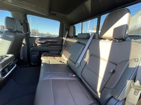 Used 2024 GMC Sierra 1500 Denali w/ Technology Package image 28