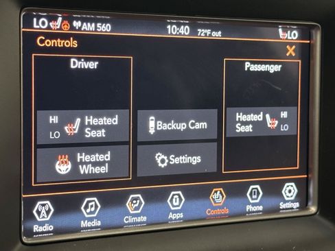 Used 2021 Jeep Grand Cherokee Laredo w/ Security & Convenience Group AWD/4WD image 24