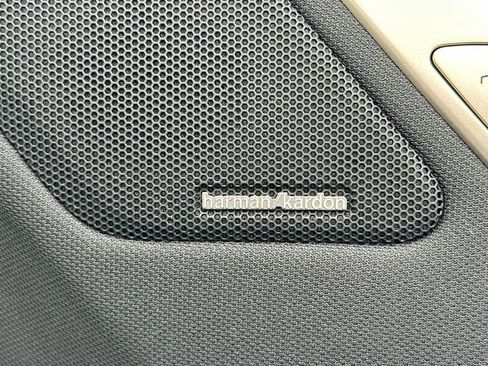 Used 2023 BMW iX xDrive50 w/ Convenience Package AWD/4WD image 20