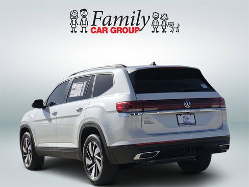 New 2026 Volkswagen Atlas SE image 3