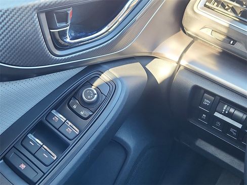 Used 2021 Subaru Crosstrek 2.5i Limited w/ Popular Package #2 image 16