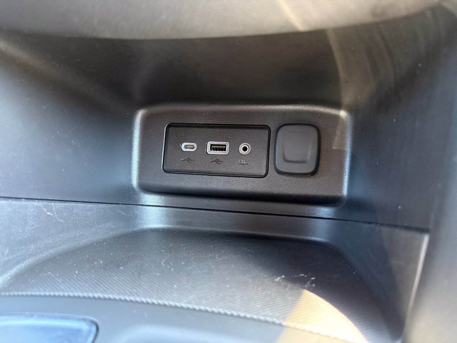 Used 2024 Chevrolet Equinox LT FWD image 20