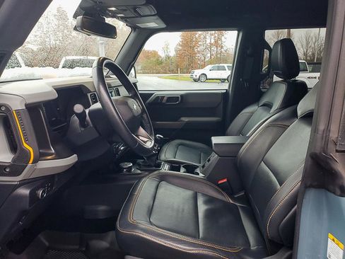 Used 2022 Ford Bronco Badlands image 10