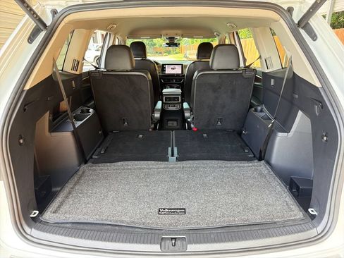 Used 2024 Volkswagen Atlas SE FWD image 36